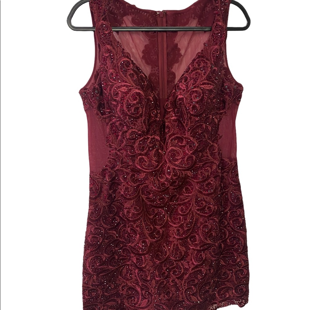 Mori Lee Madeline Gardner homecoming or cocktail mini dress 14 wine